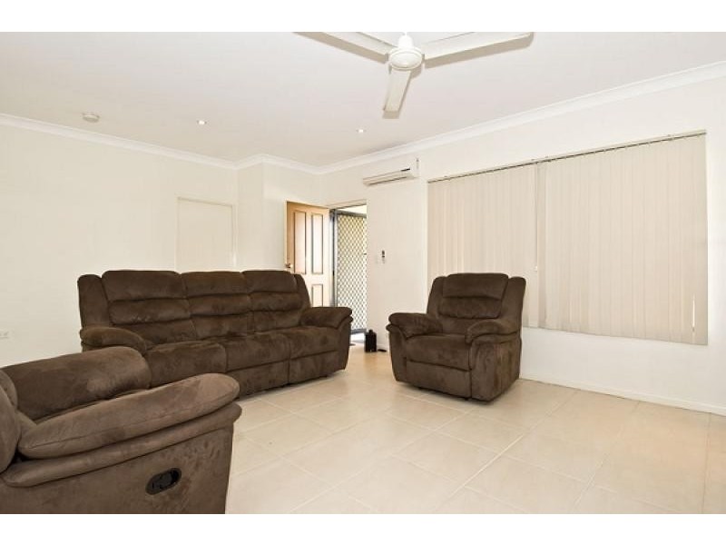 11 Riveren Court, Farrar NT 0830