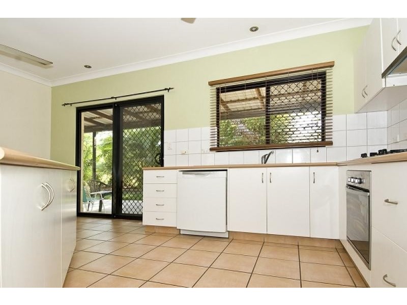 14 Hutchison Terrace, Bakewell NT 0832