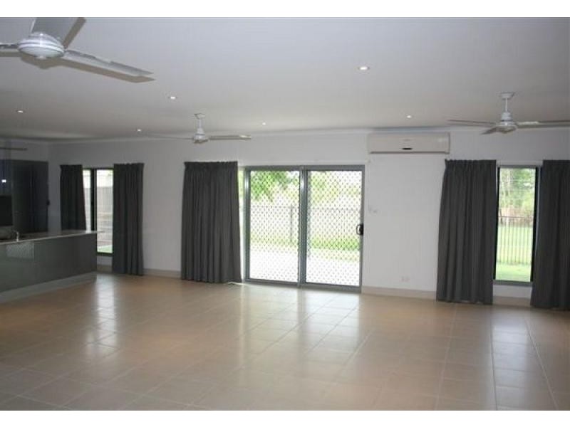 14 Hedley Place, Durack NT 0830