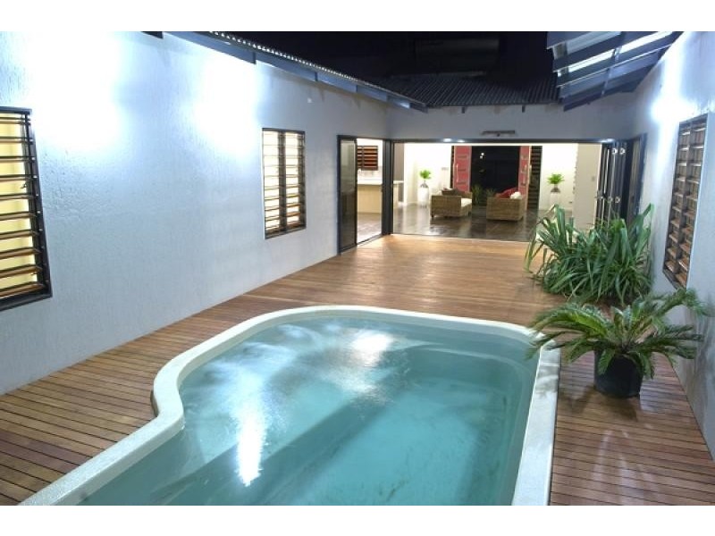 8 Bryden Street, Rosebery NT 0832