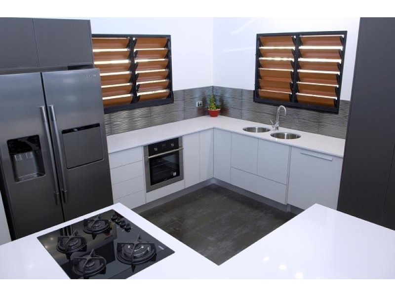 8 Bryden Street, Rosebery NT 0832