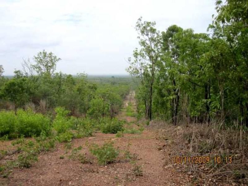 185 Middle Arm Road, Berry Springs NT 0838