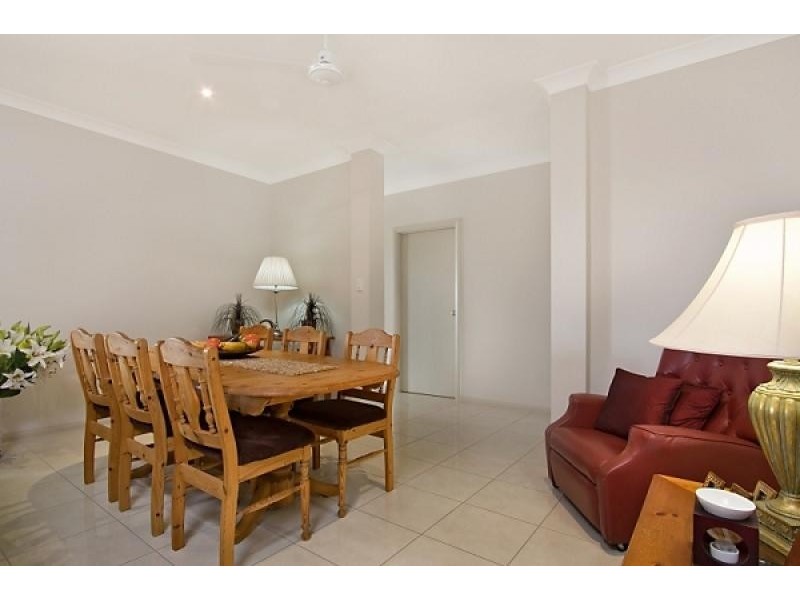 18 Richards Cres, Rosebery NT 0832