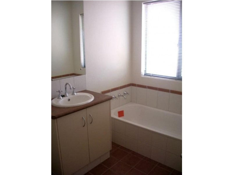 28 Kenbi Place, Rosebery NT 0832