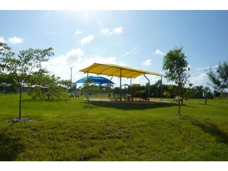 18 Deane Crescent, Rosebery NT 0832