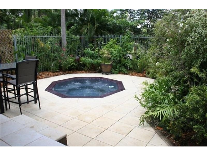 Unit 1, 14 Lowe, Driver NT 0830