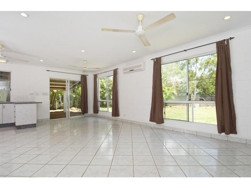 16 Antares Court, Woodroffe NT 0830