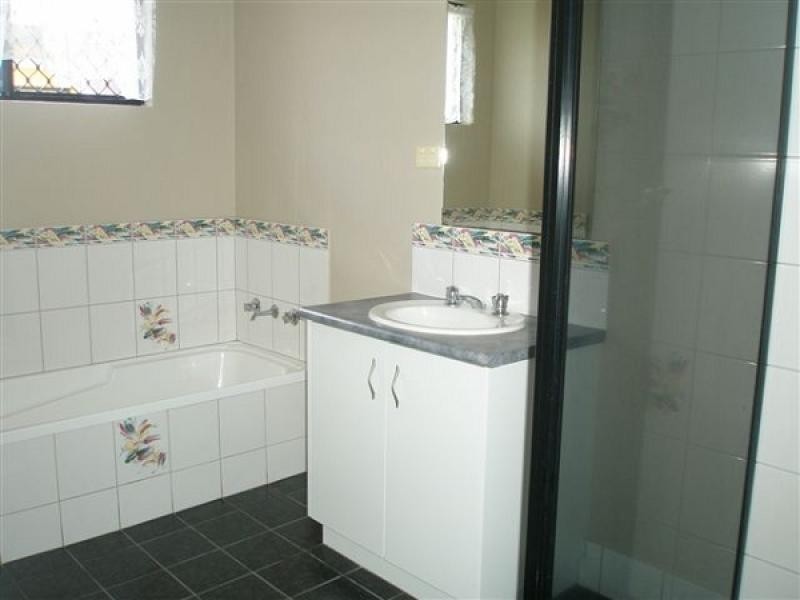 36 Hutchison Terrace, Bakewell NT 0832