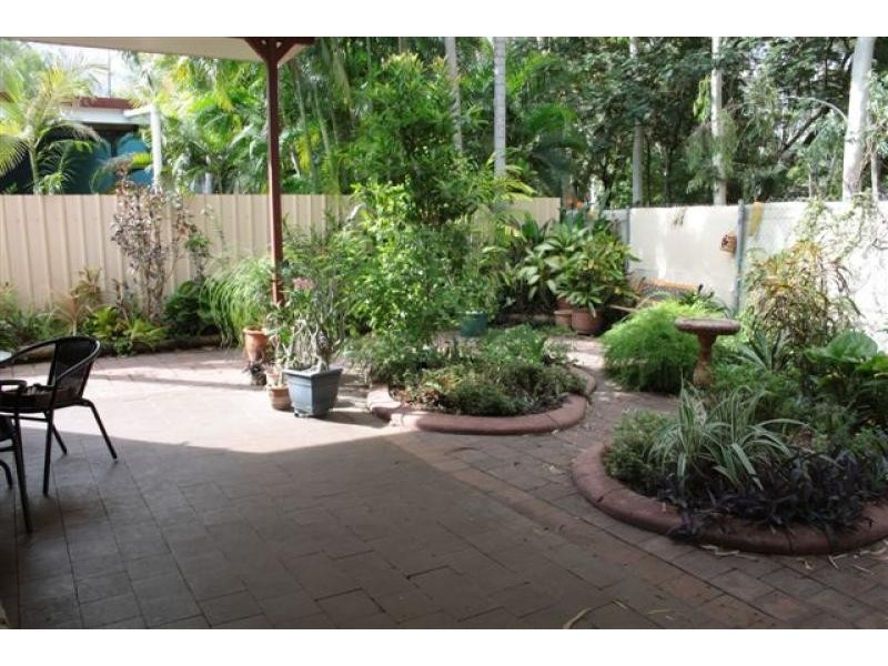 1/2 Merriak Court, Gray NT 0830