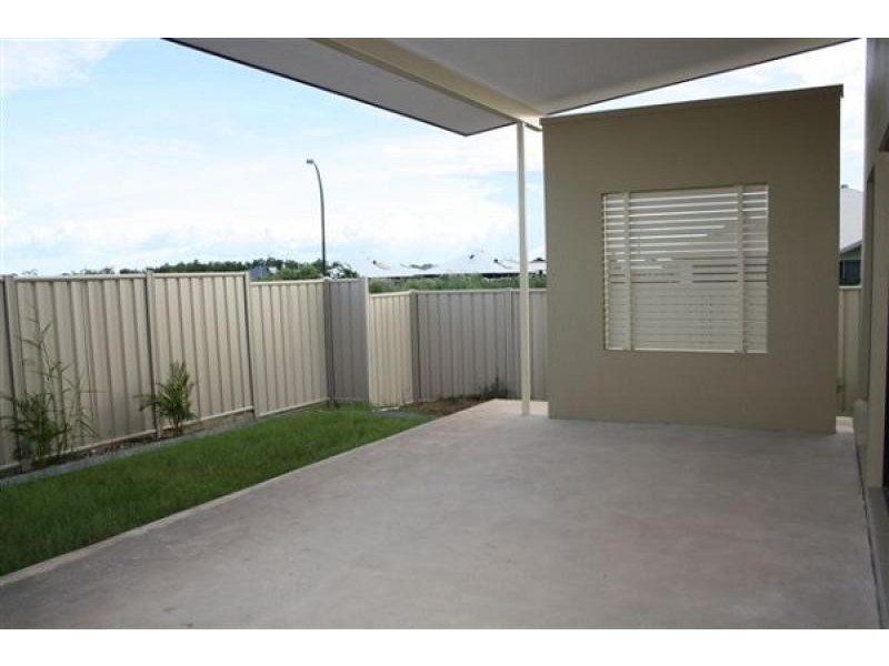 Unit 4, 33 La Pira Circuit, Rosebery NT 0832
