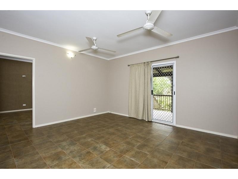 23 Rosetta Street, Gray NT 0830