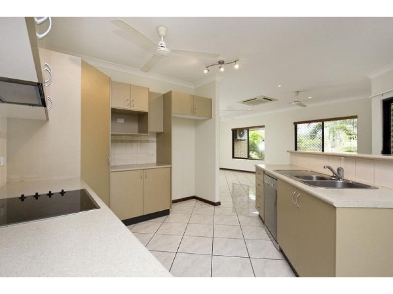 4 Blackmore Court, Gunn NT 0832