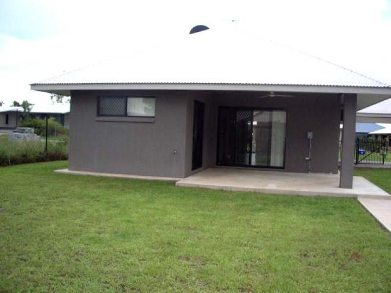 13 Rooney Street, Rosebery NT 0832