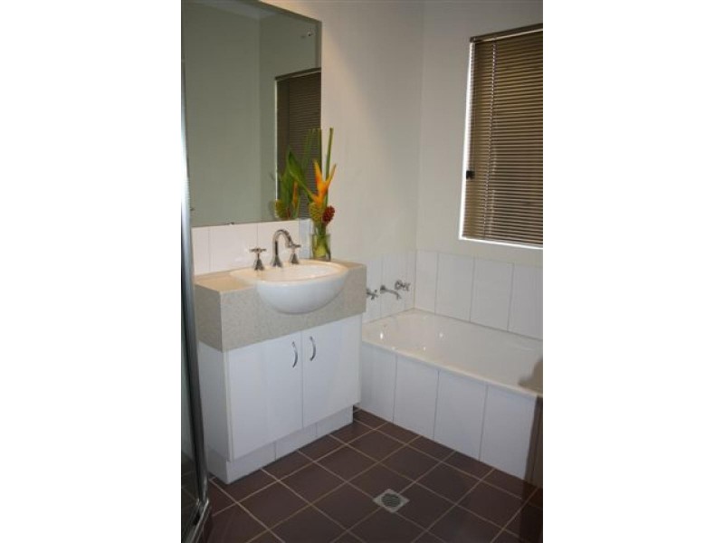 16 Haydon Street, Rosebery NT 0832