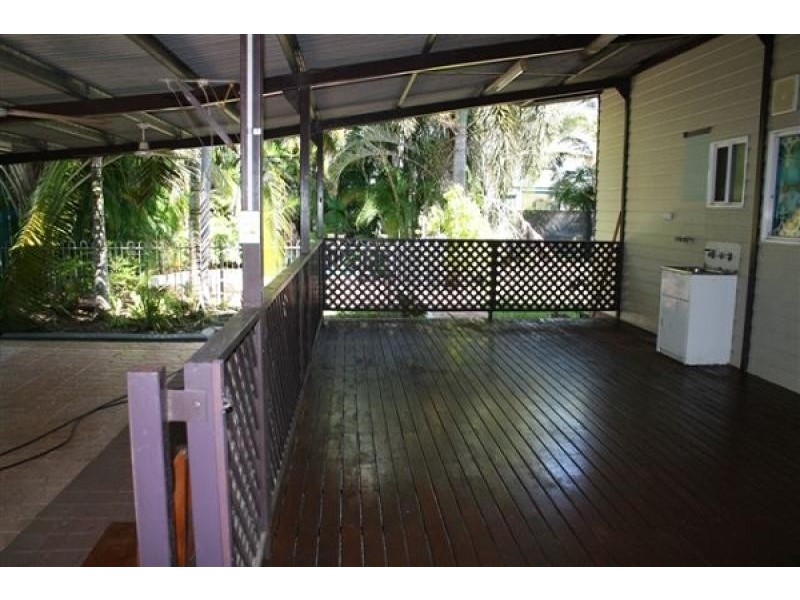 24 Landsborough Street, Bakewell NT 0832