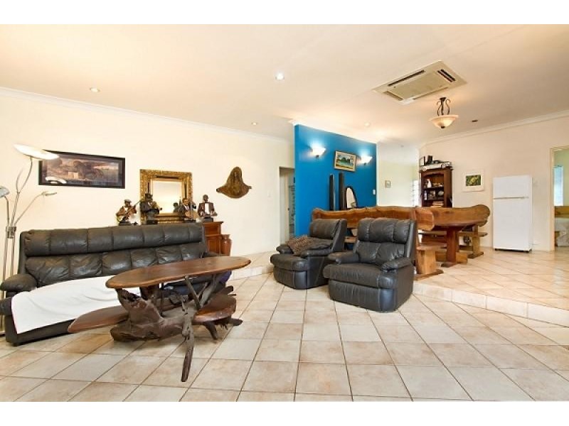 25 Lancewood Street, Rosebery NT 0832
