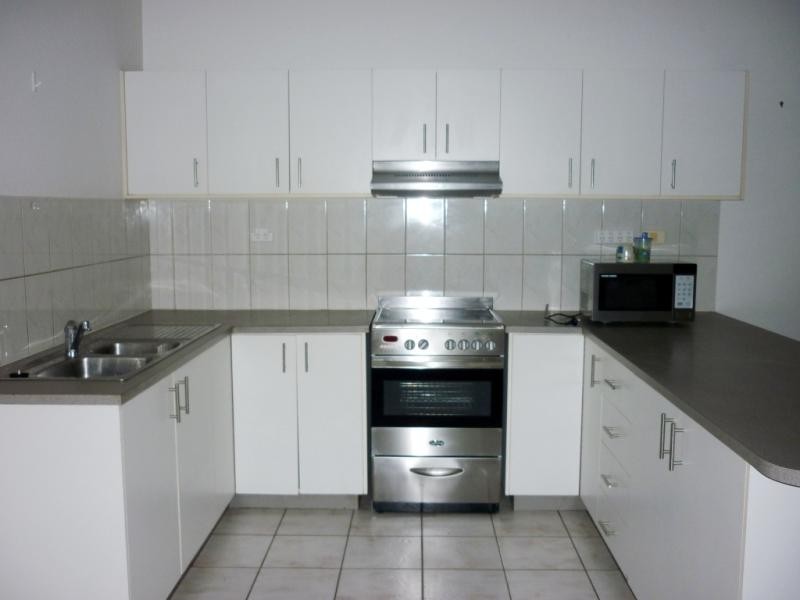 2/74 Forrest Parade, Bakewell NT 0832