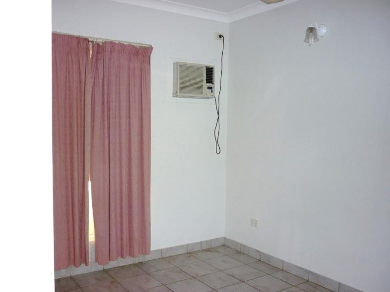 2/74 Forrest Parade, Bakewell NT 0832