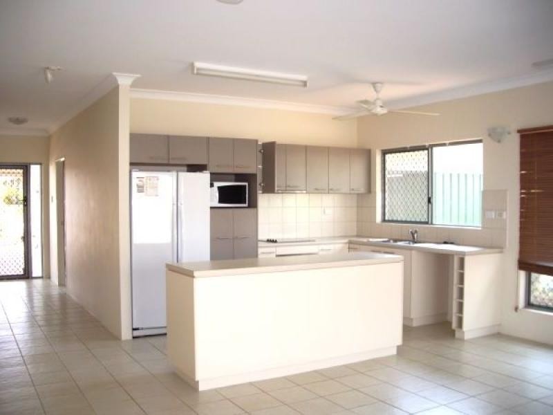 1/63 Odegaard Drive, Rosebery NT 0832