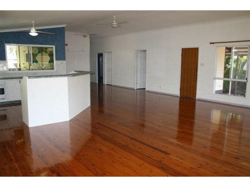 24 Landsborough Street, Bakewell NT 0832
