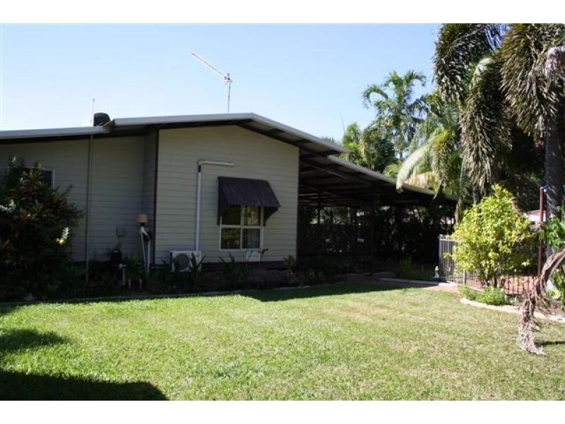 24 Landsborough Street, Bakewell NT 0832