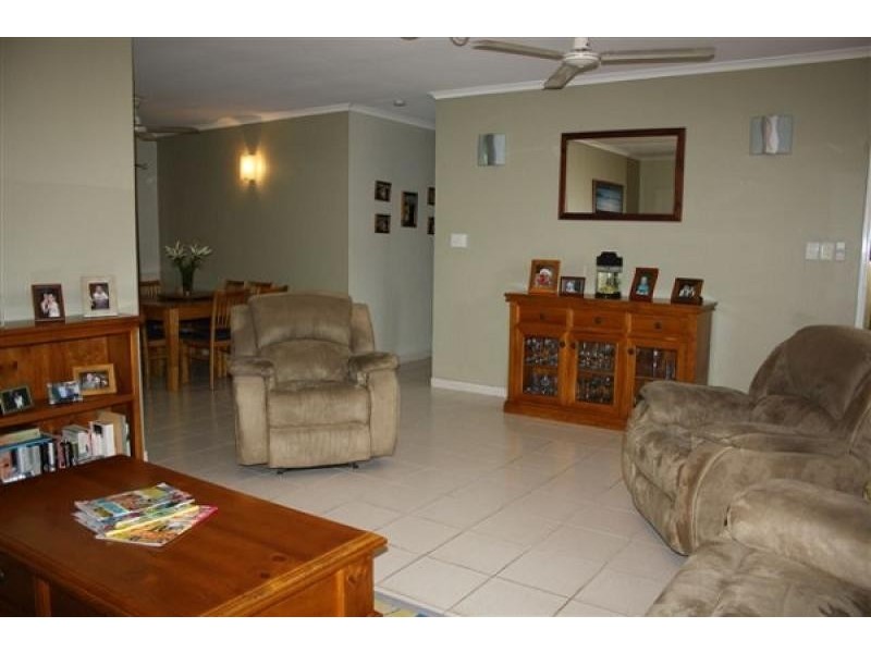 16 Sibbald Crescent, Woodroffe NT 0830