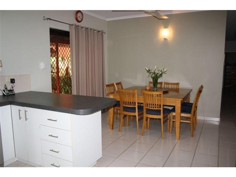 16 Sibbald Crescent, Woodroffe NT 0830