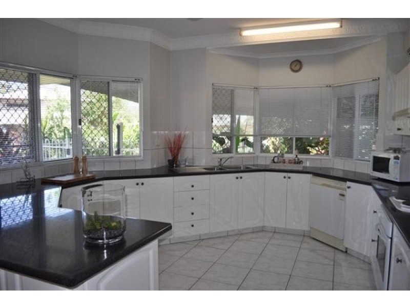 2 Helicia Court, Rosebery NT 0832