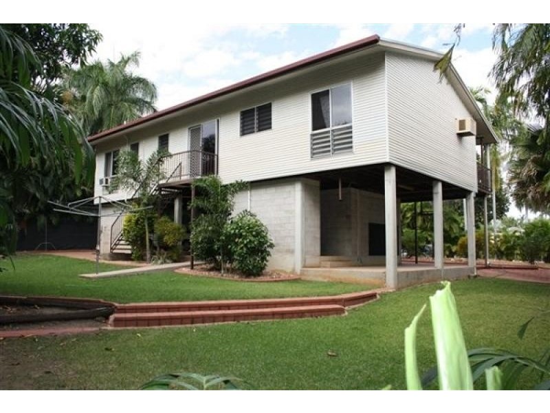 18 Raffles Road, Gray NT 0830