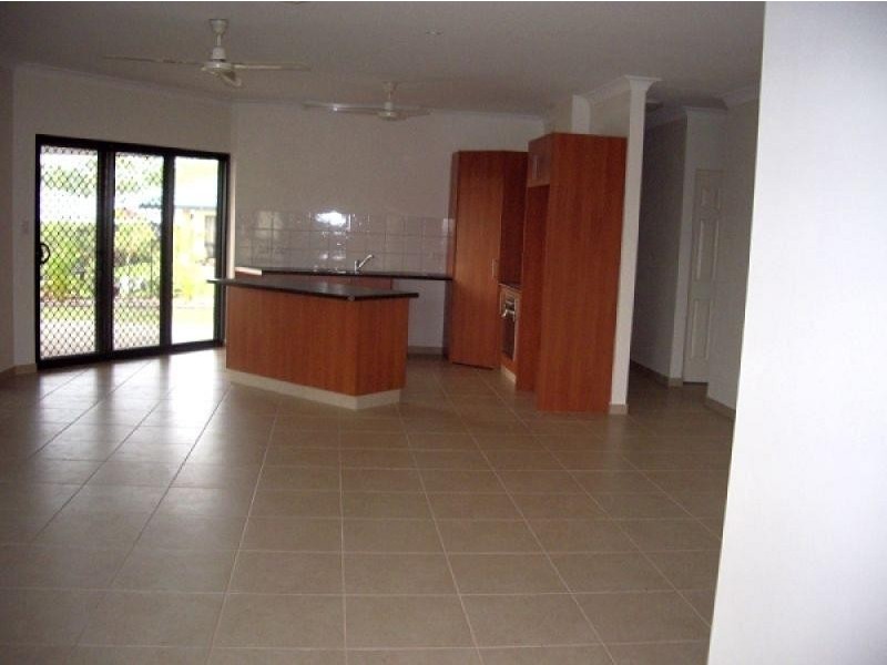 8 Saltwater Road, Rosebery NT 0832