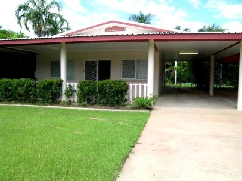 24 Hannibal Crescent, Gray NT 0830