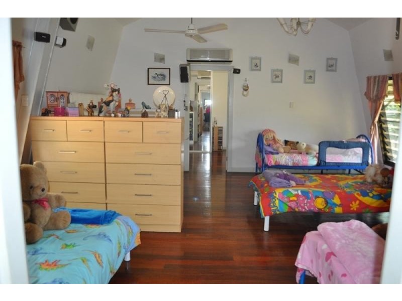 15 Hughes Road, Noonamah NT 0837