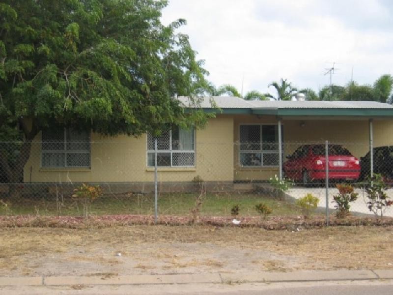 22 Landsborough Street, Bakewell NT 0832