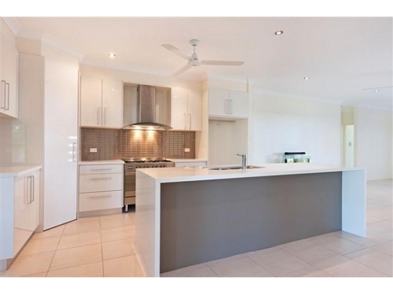 54 Yirra Crescent, Rosebery NT 0832