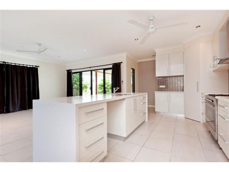 54 Yirra Crescent, Rosebery NT 0832
