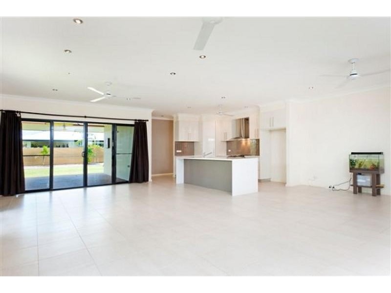 54 Yirra Crescent, Rosebery NT 0832