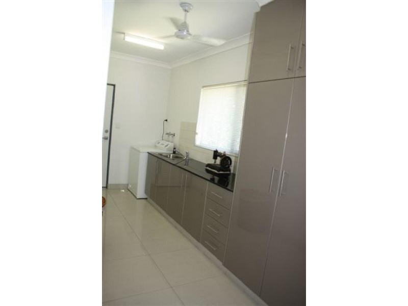 19 Delissaville Place, Rosebery NT 0832