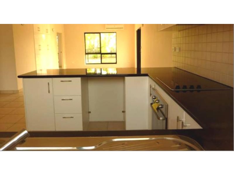 8/25 Yirra Crescent, Rosebery NT 0832