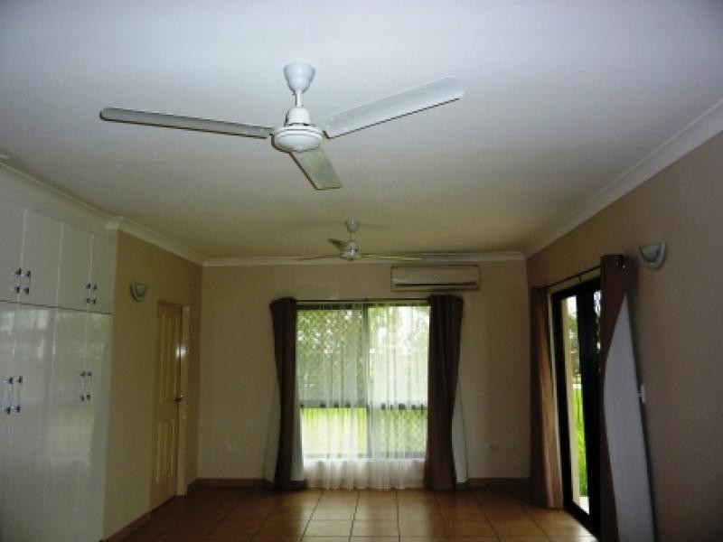 8/25 Yirra Crescent, Rosebery NT 0832