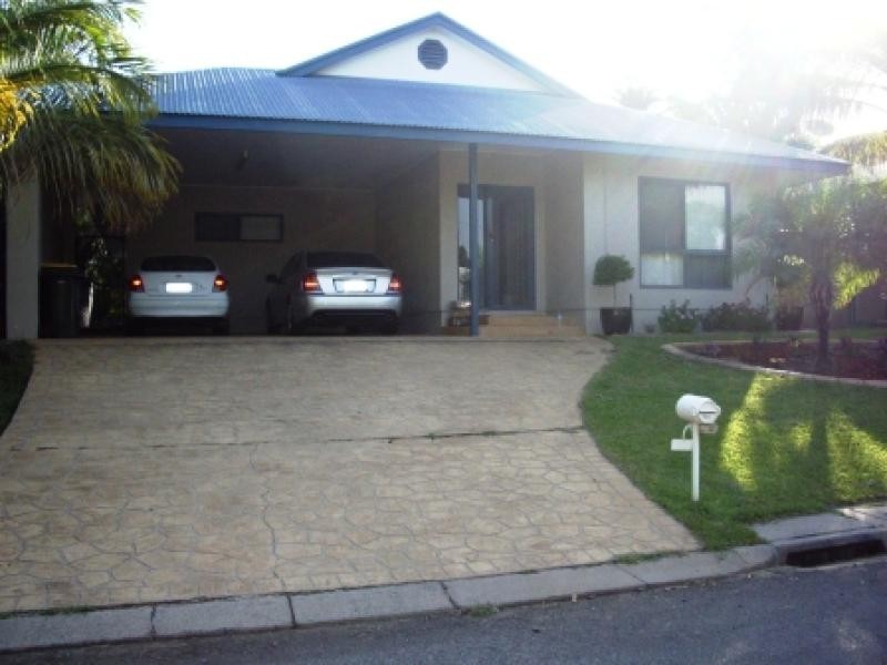 5 Wodyetia Close, Durack NT 0830