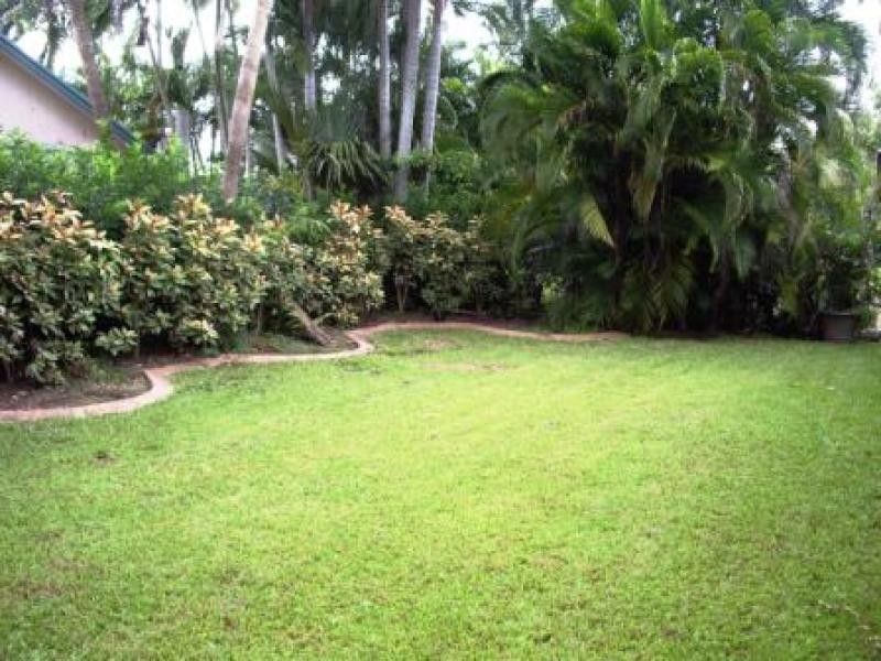 5 Wodyetia Close, Durack NT 0830