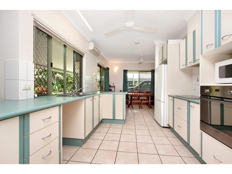 15 Hayes Court, Durack NT 0830