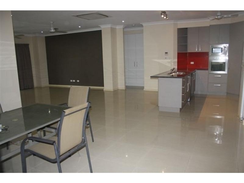 9 Savage Close, Farrar NT 0830