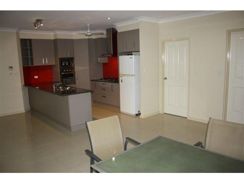 9 Savage Close, Farrar NT 0830