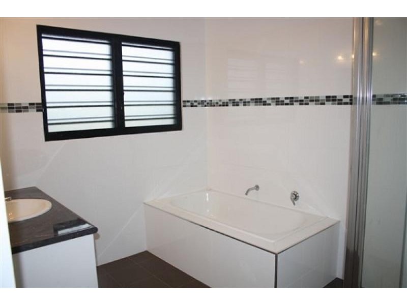 9 Savage Close, Farrar NT 0830