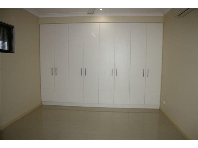 9 Savage Close, Farrar NT 0830