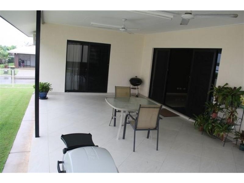 9 Savage Close, Farrar NT 0830