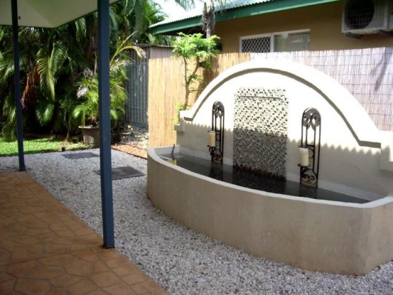 5 Wodyetia, Durack NT 0830