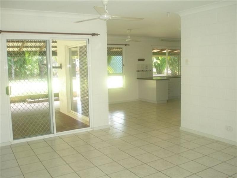 16 Moorhen Circuit, Bakewell NT 0832