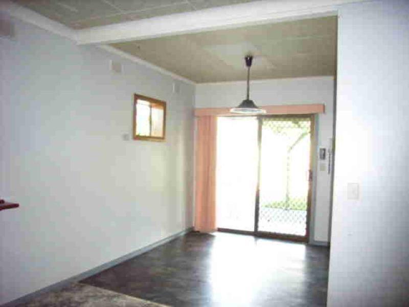 17 PAXTON STREET, Willaston SA 5118